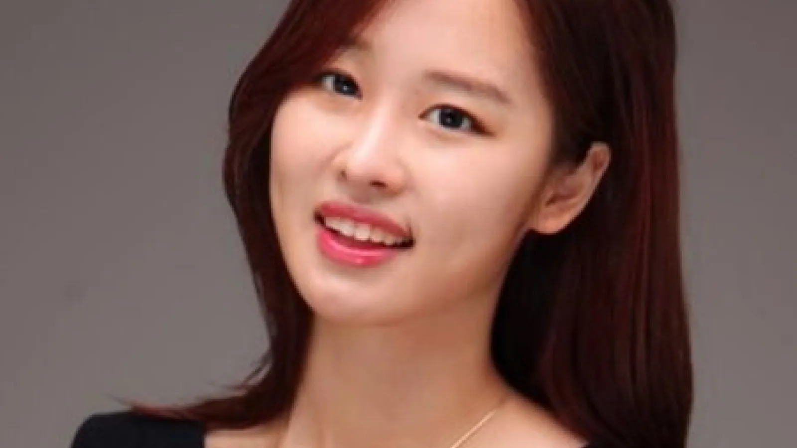Yoonjung Yoonie Joo