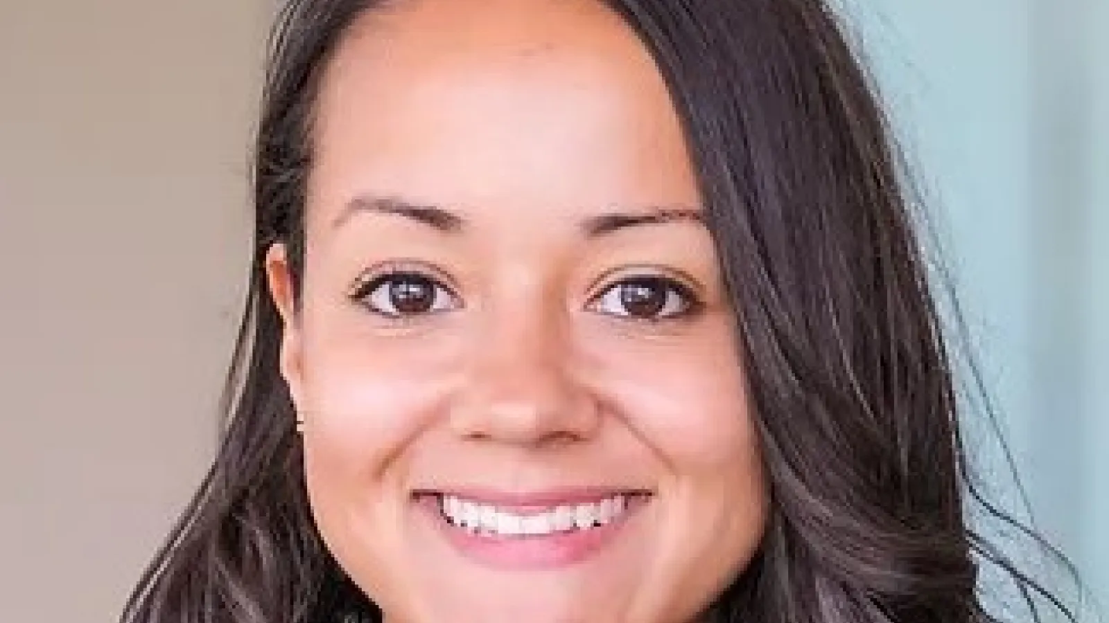 Eva Pietra Head Shot